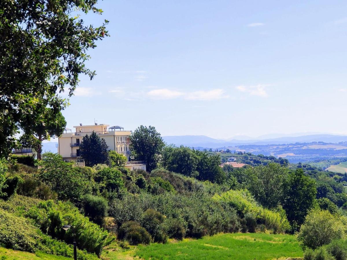 Arts Club Suite & Spa Chianciano Terme Exterior foto